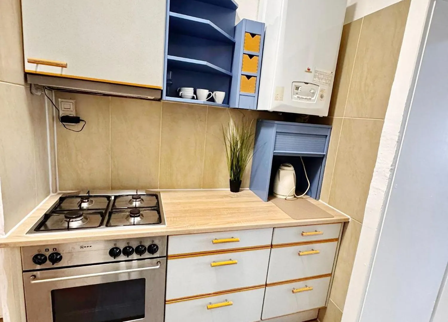 Lovely Apartment - 15 Min From Airport & City Center, 5 Min From Vienna Main-Bus Station Ez10A